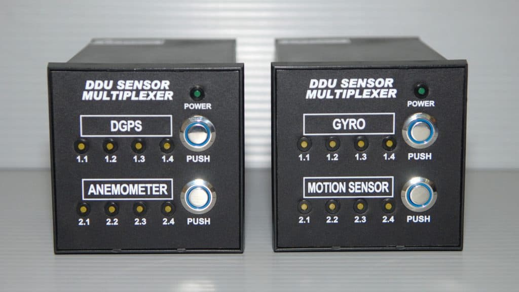 NMEA 0183 SIGNAL MULTIPLEXER (4 IN / 1 OUT) - Pan Delta Controls Pte Ltd